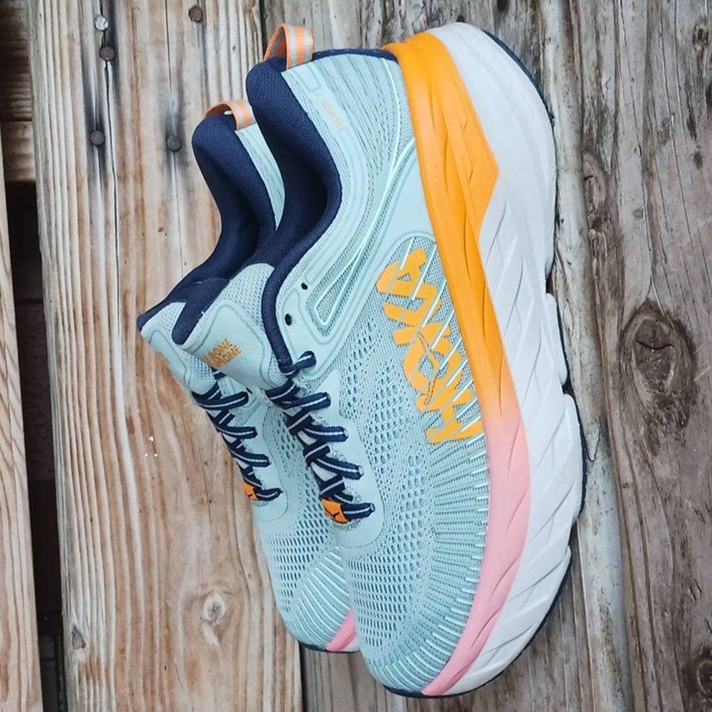 Hoka Bondi 7